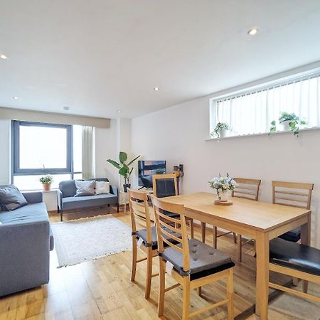 Guest Room In City Centre Near Key Attractions Liverpool Dış mekan fotoğraf