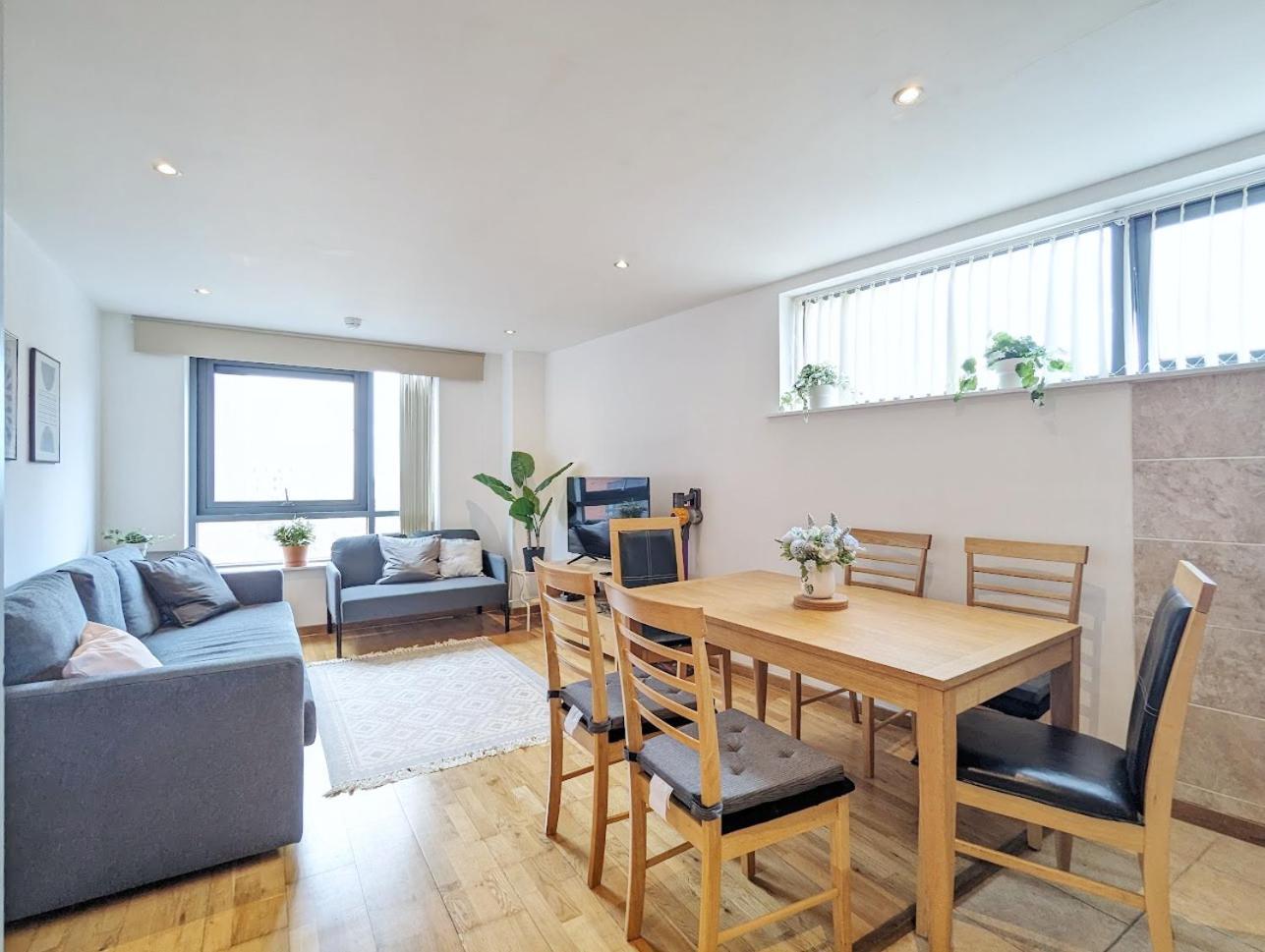 Guest Room In City Centre Near Key Attractions Liverpool Dış mekan fotoğraf