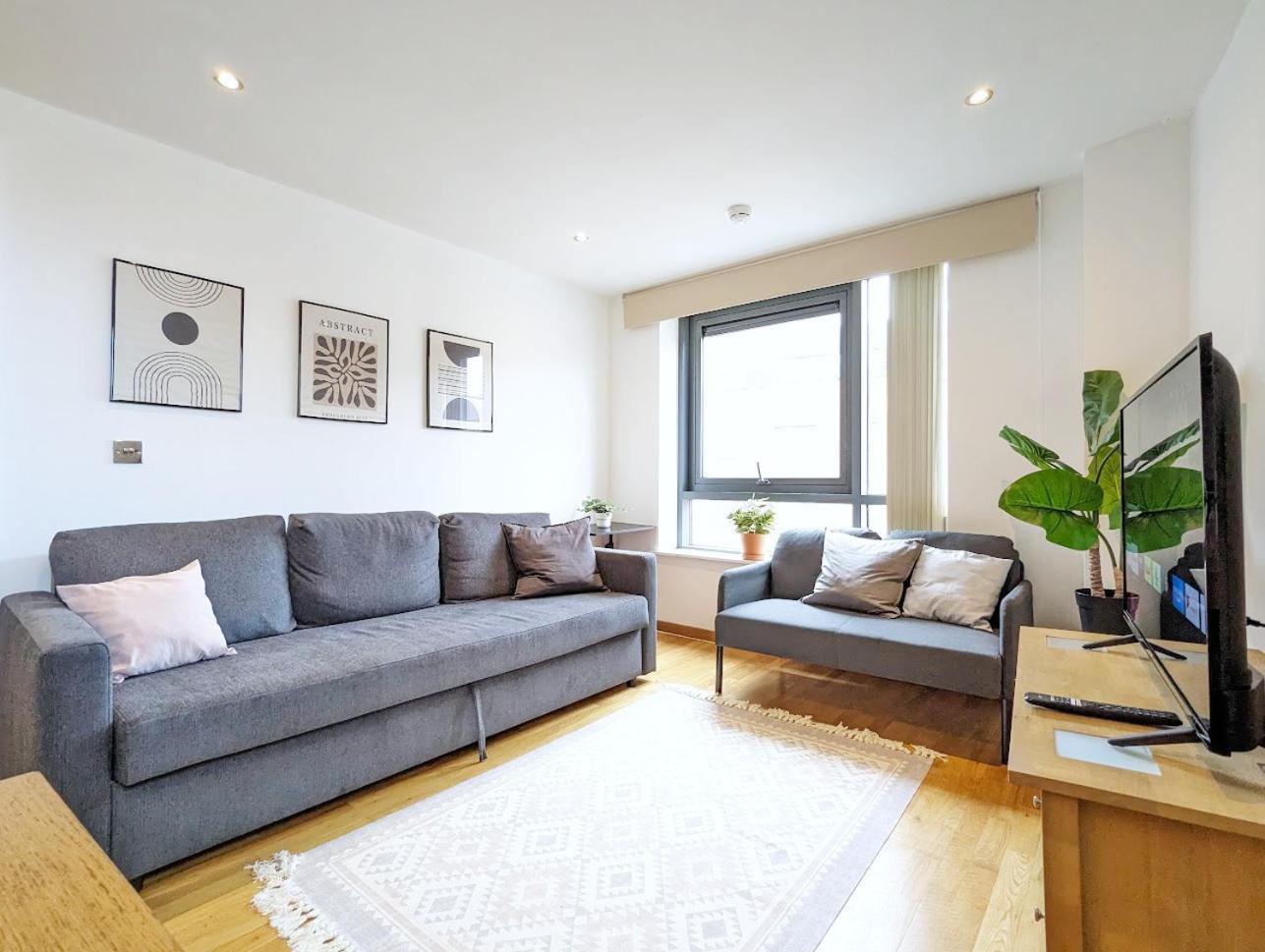 Guest Room In City Centre Near Key Attractions Liverpool Dış mekan fotoğraf