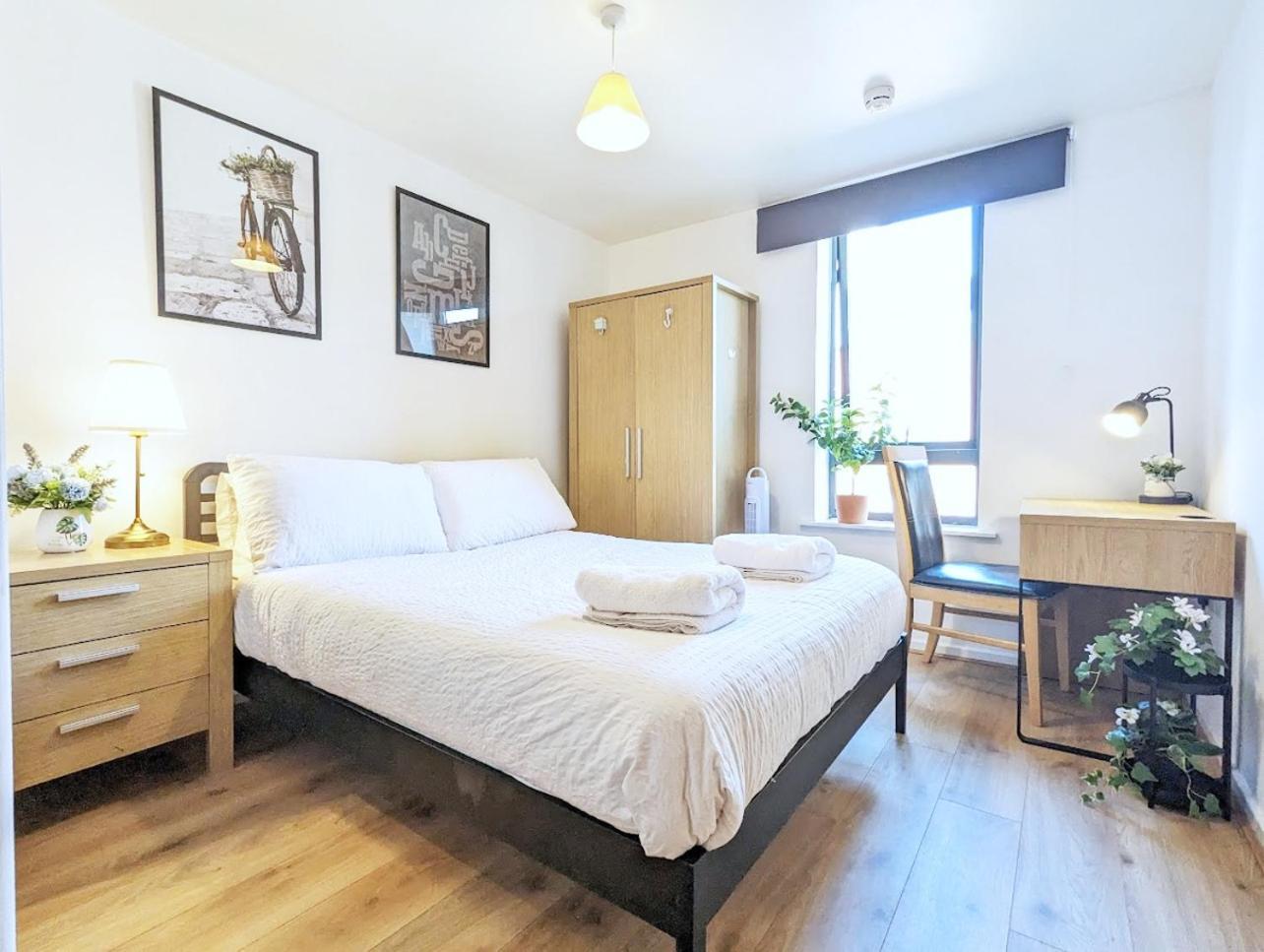 Guest Room In City Centre Near Key Attractions Liverpool Dış mekan fotoğraf