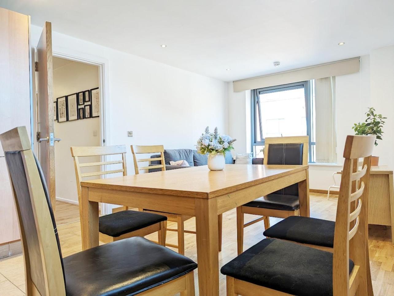 Guest Room In City Centre Near Key Attractions Liverpool Dış mekan fotoğraf